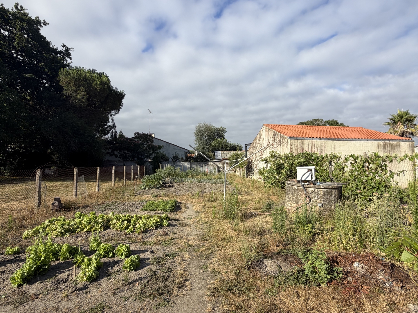 CHALLANS - TERRAIN CONSTRUCTIBLE DE PLUS DE 350 M2