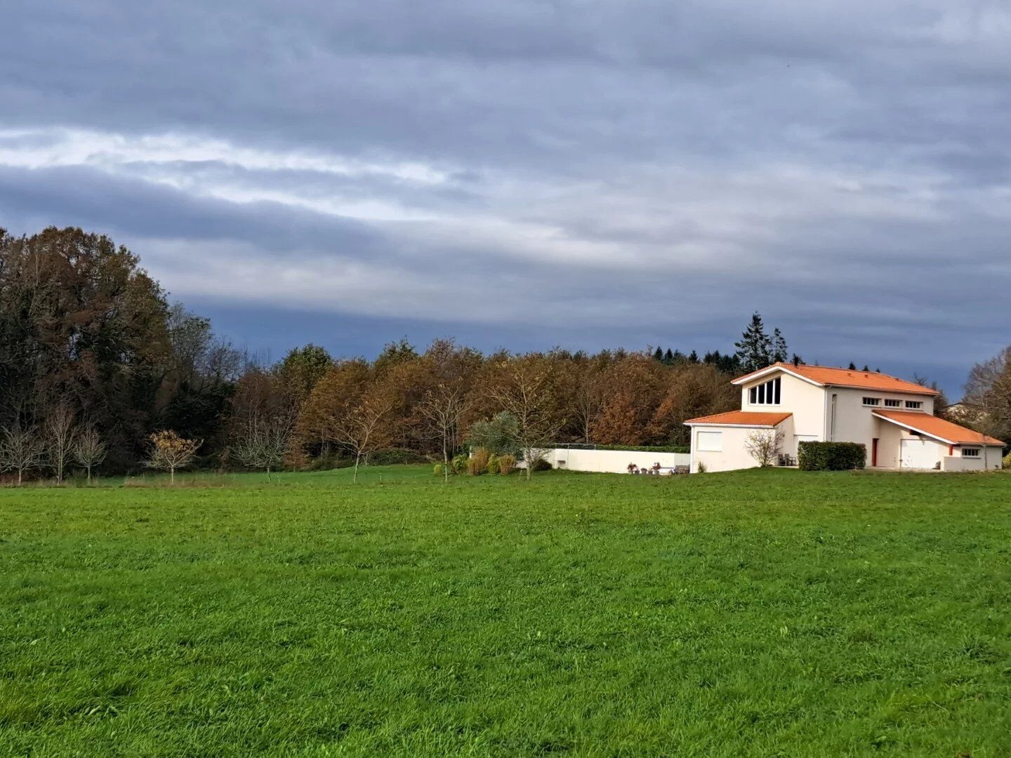 Maison à vendre - 6 pièces - 194m2 - Rouzède (16220)