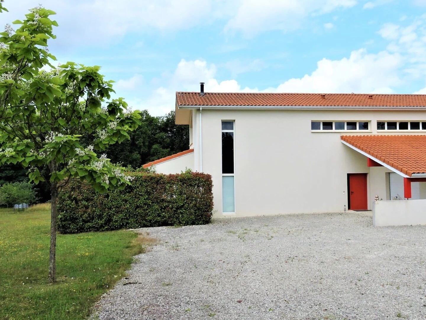 Maison à vendre - 6 pièces - 194m2 - Rouzède (16220)