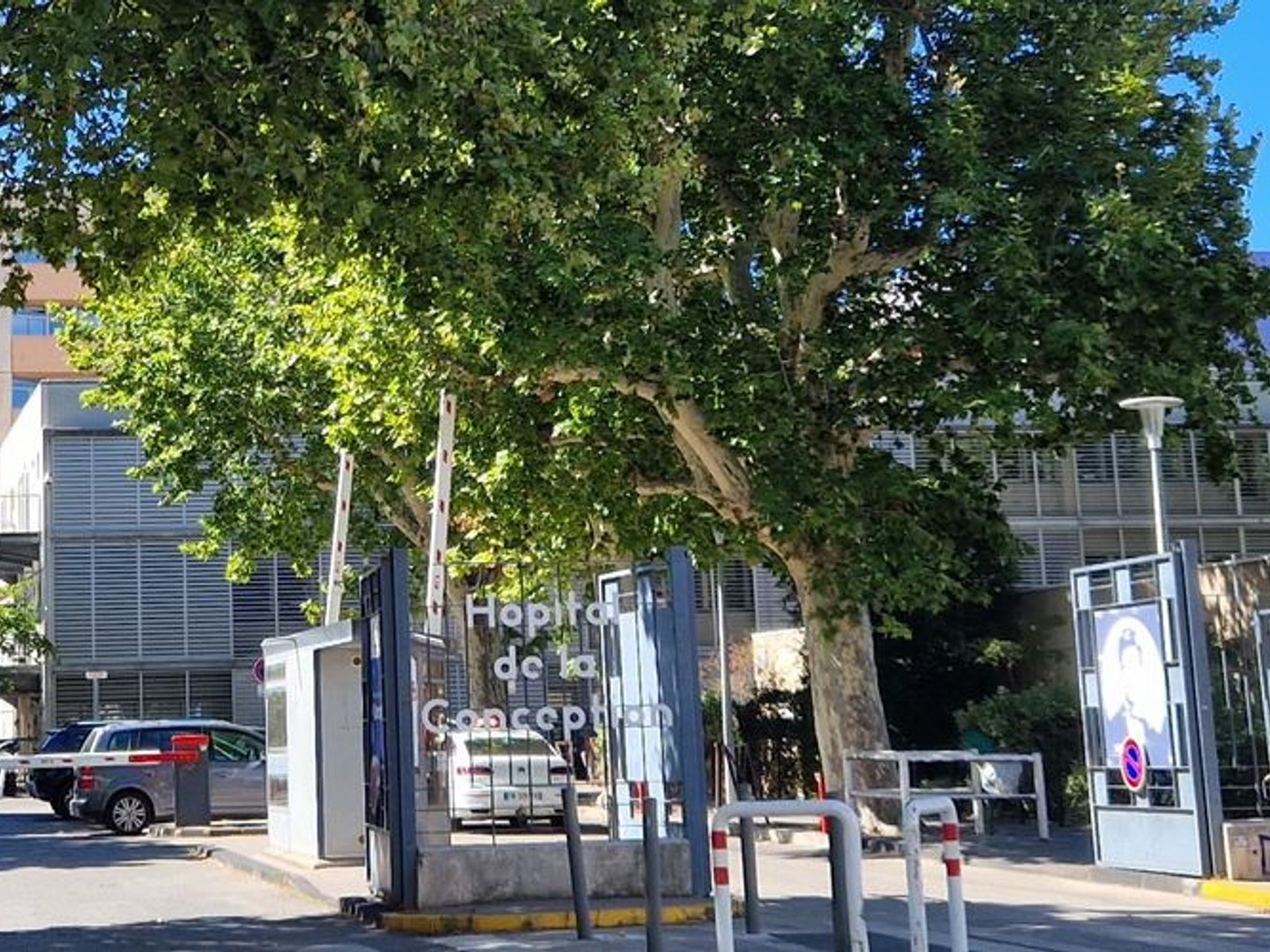 Parking / garage / box à vendre - 12m2 - Marseille 5e (13005)