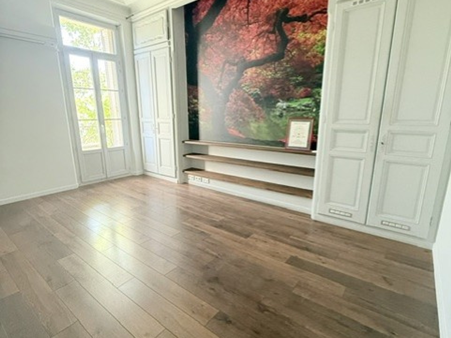 Locaux à vendre - 7 pièces - 165m2 - Toulon (83000)