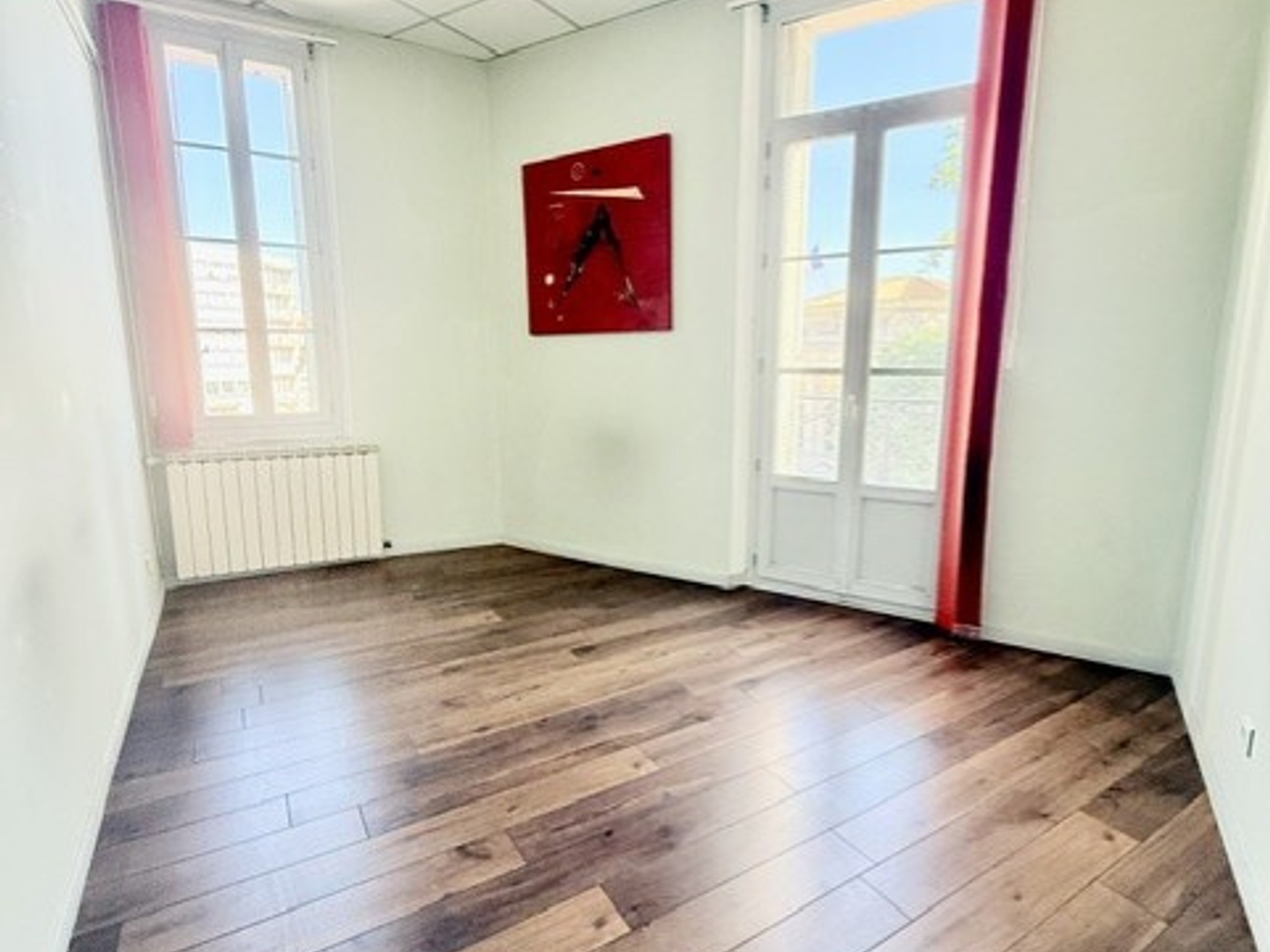 Locaux à vendre - 7 pièces - 165m2 - Toulon (83000)