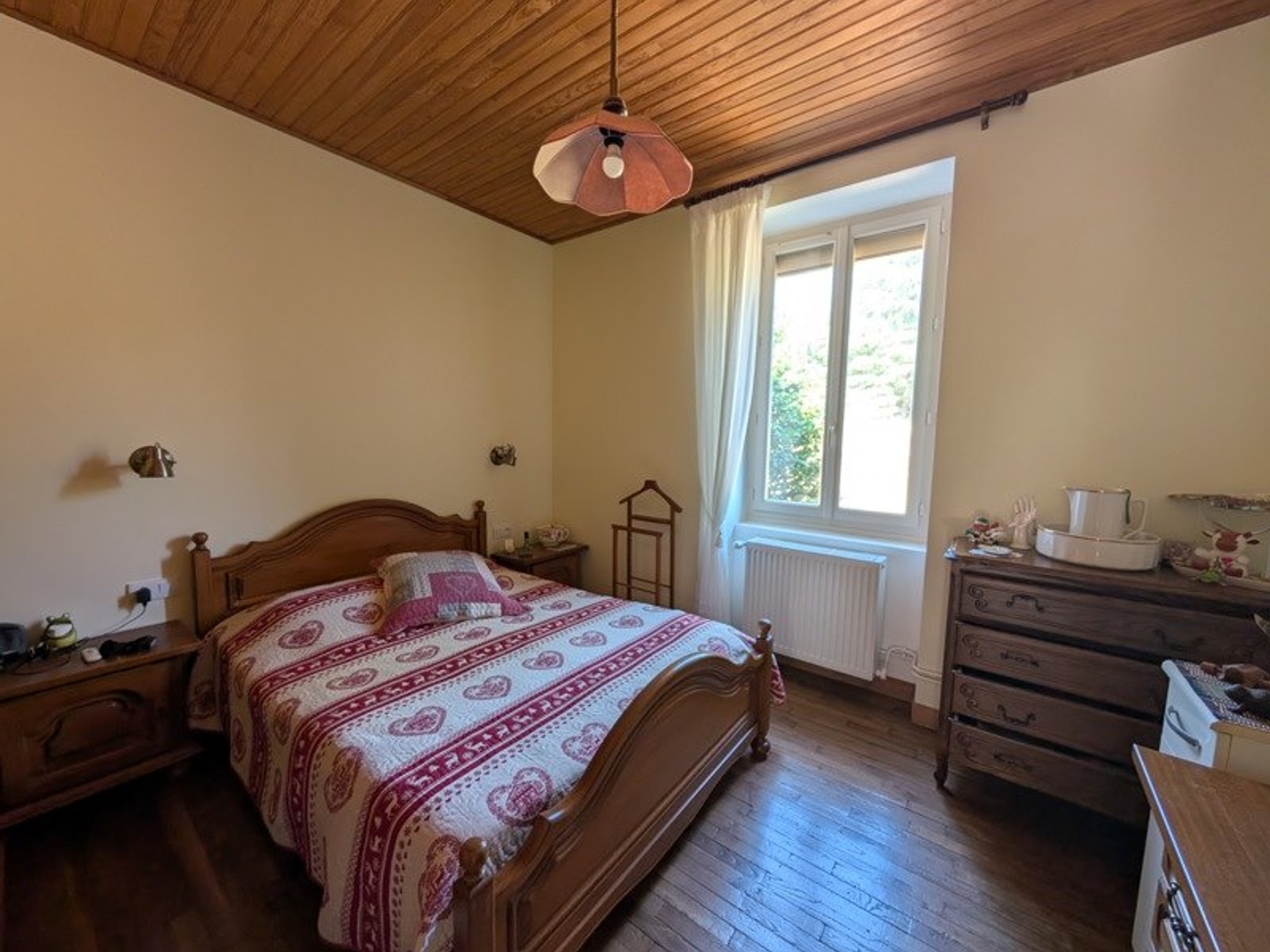 Maison à vendre - 5 pièces - 8507m2 - Condat-Sur-Ganaveix (19140)