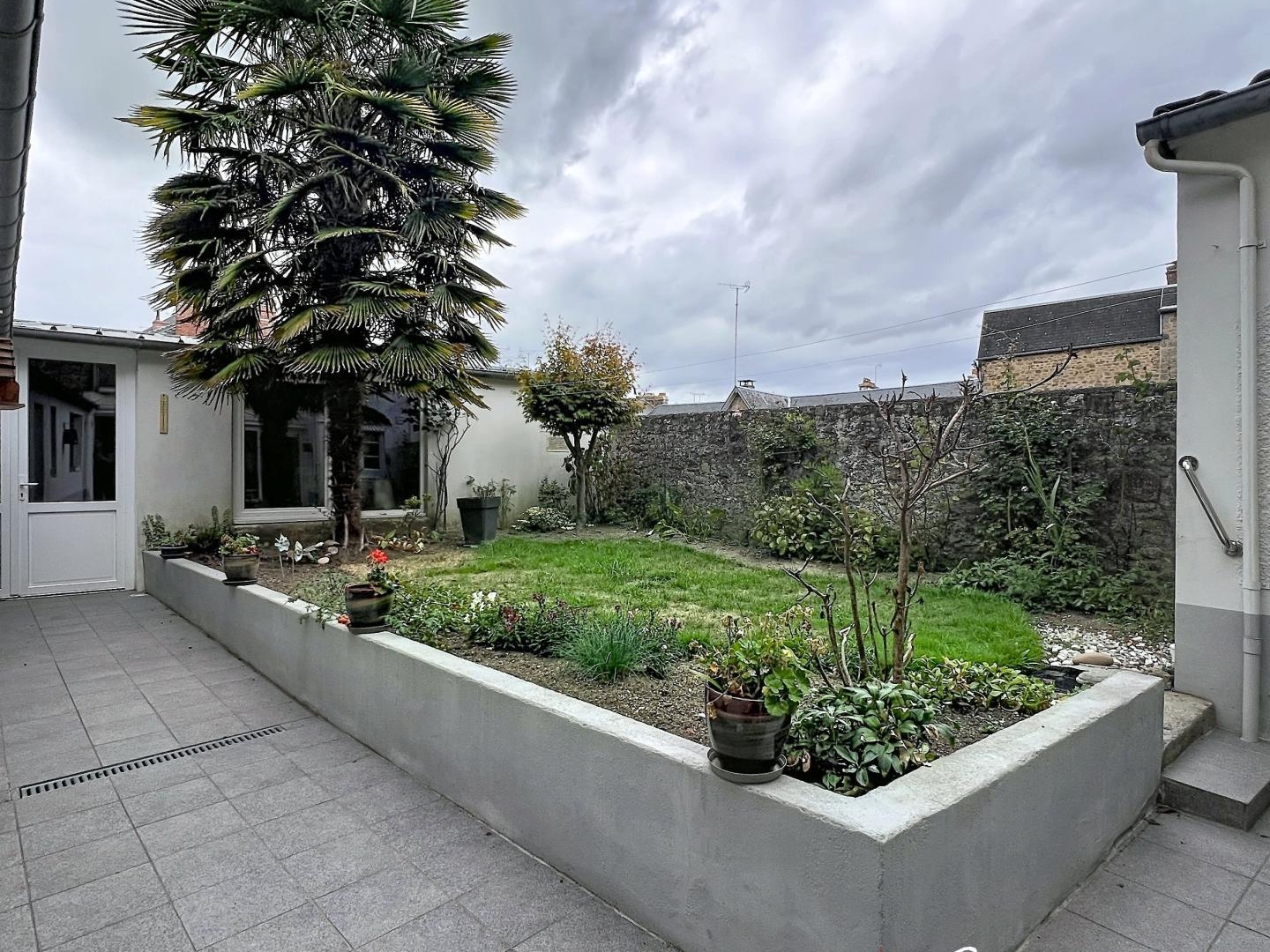 Maison de ville avec garage et ascenseur