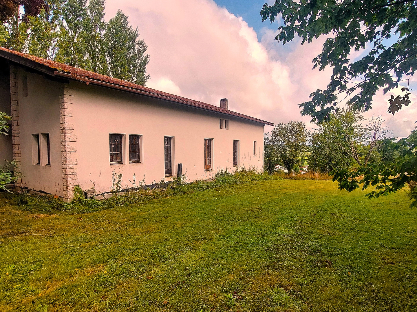 Guiche - Appartement plain pied avec jardin