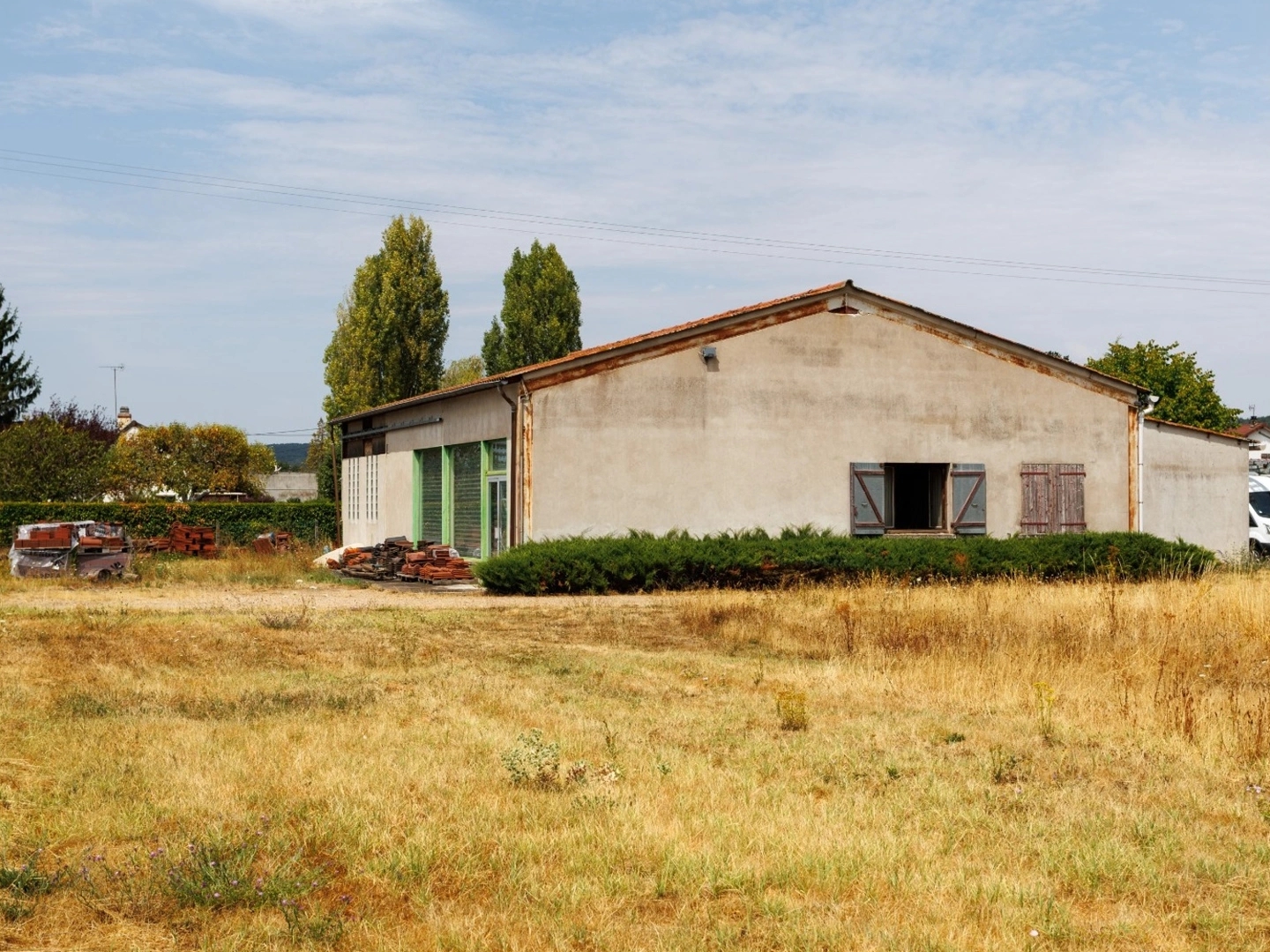 Locaux à vendre - 5 pièces - 2237m2 - Saint-Agnan (71160)