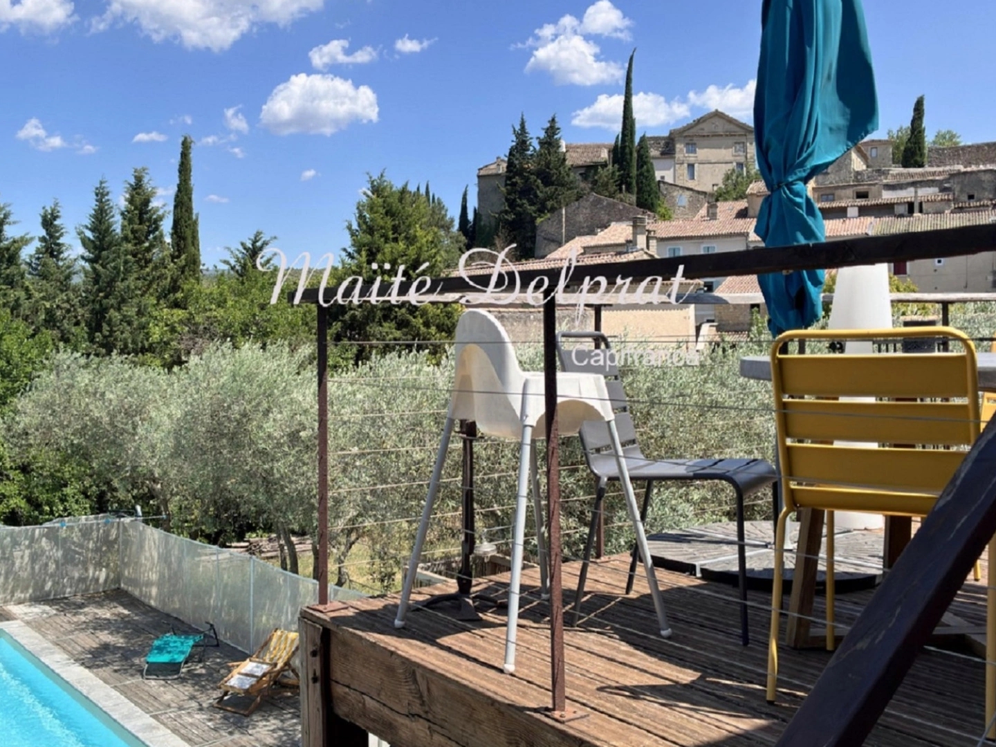 Maison à vendre - 6 pièces - 121m2 - Mormoiron (84570)
