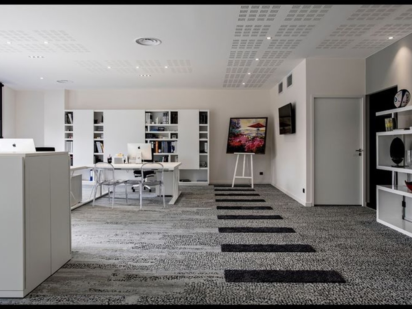 Local 1 pièce 42 m²