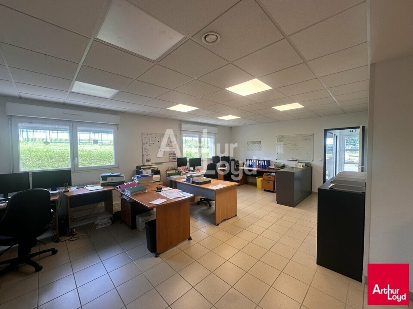 LOCAL D'ACTIVITE A VENDRE