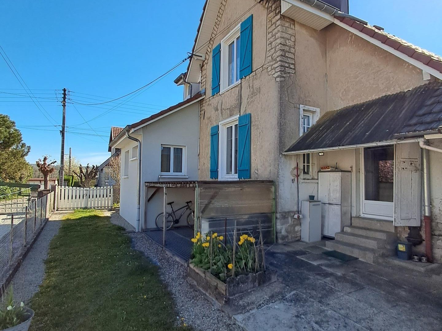 Maison à vendre - 6 pièces - 136m2 - L'isle-Sur-Le-Doubs (25250)