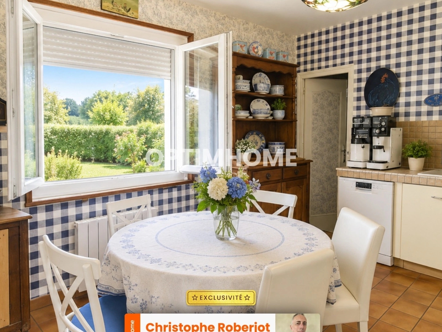 Maison à vendre - 8 pièces - 177m2 - Saint-Marcel (71380)