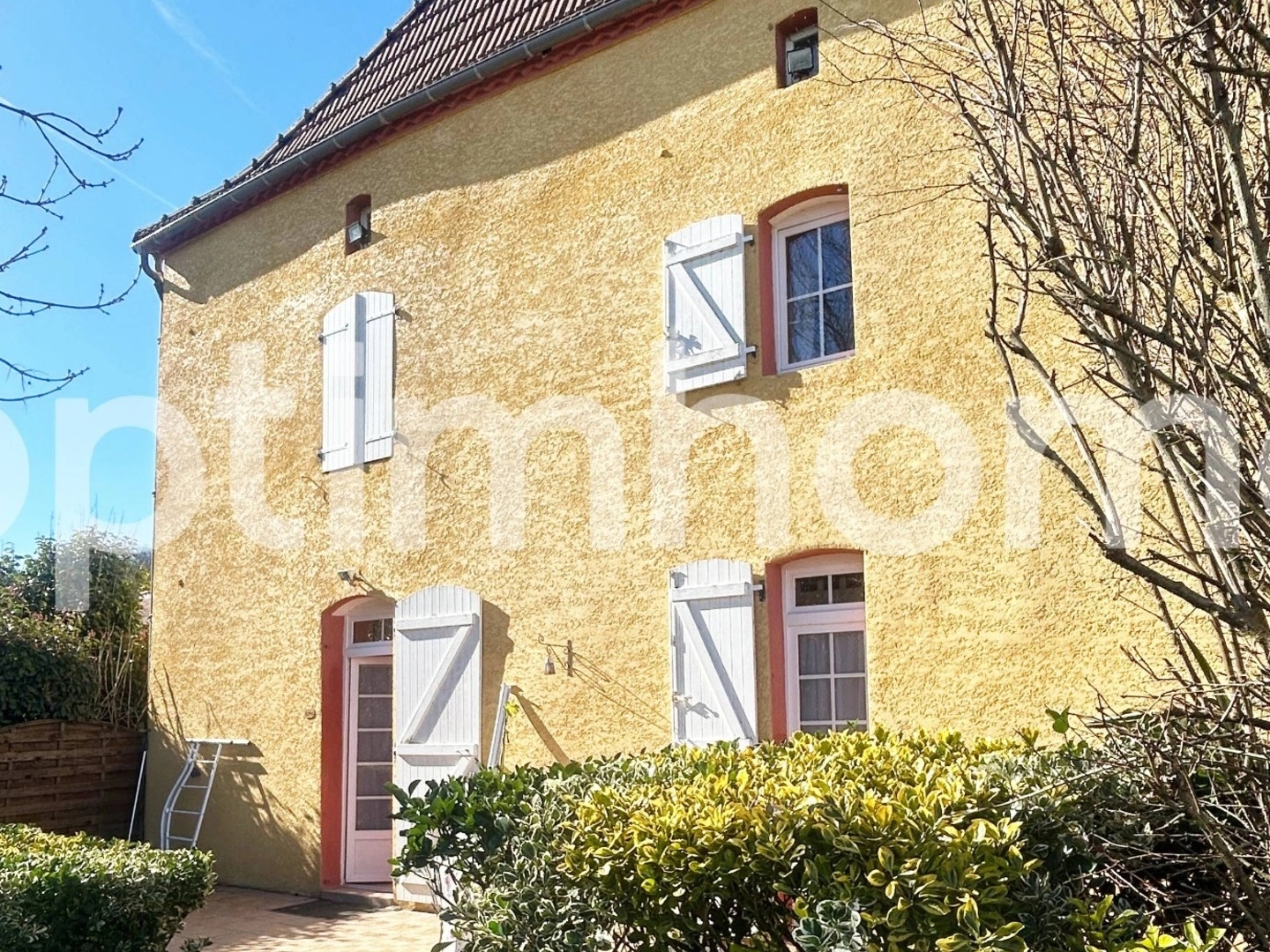 Propriété de charme rénovée sur 590 m² - Maison d'habitation + Gîte & chambres d'hôtes - Sud-Ouest - Immeuble locatif