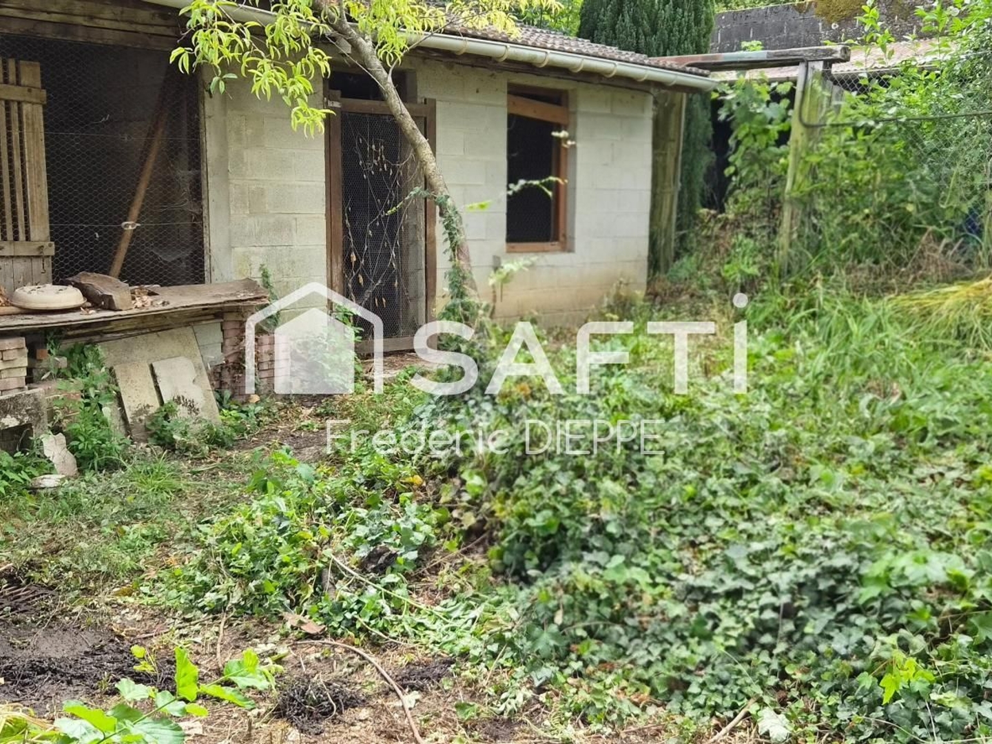 Immeuble à vendre - 150m2 - Belleu (02200)