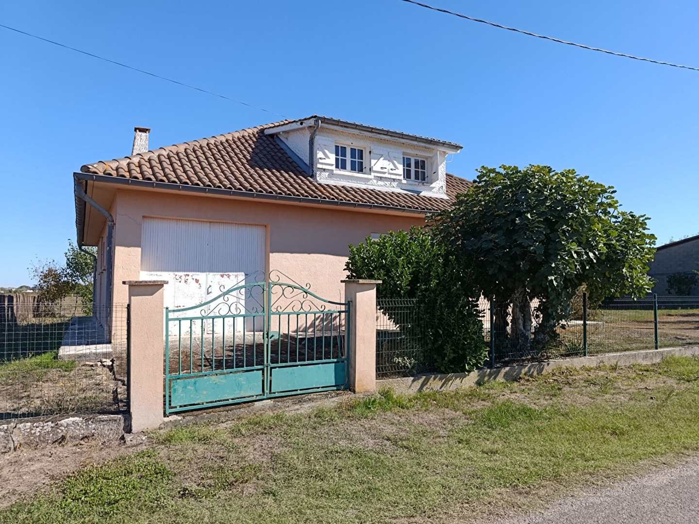 Maison à vendre - 4 pièces - 106m2 - La Ville-Dieu-Du-... (82290)