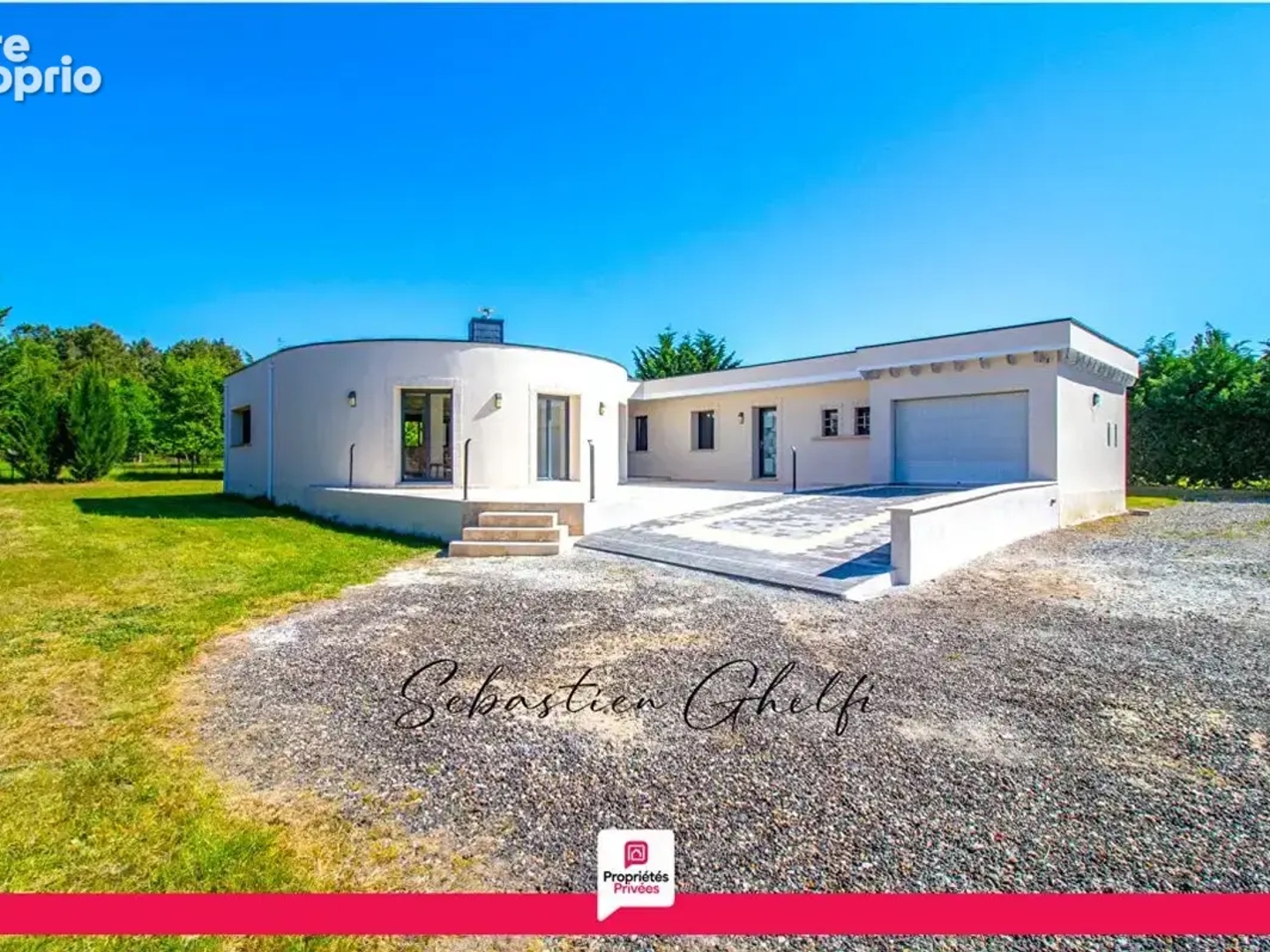 maison contemporaine de plain-pied avec 3 chambres- garage-beau terrain