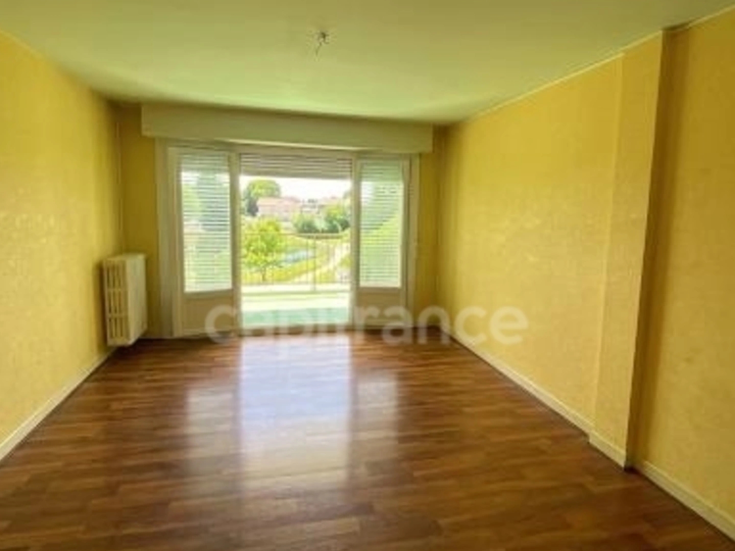 Appartement à vendre - 3 pièces - 73m2 - Saint-Dizier (52100)