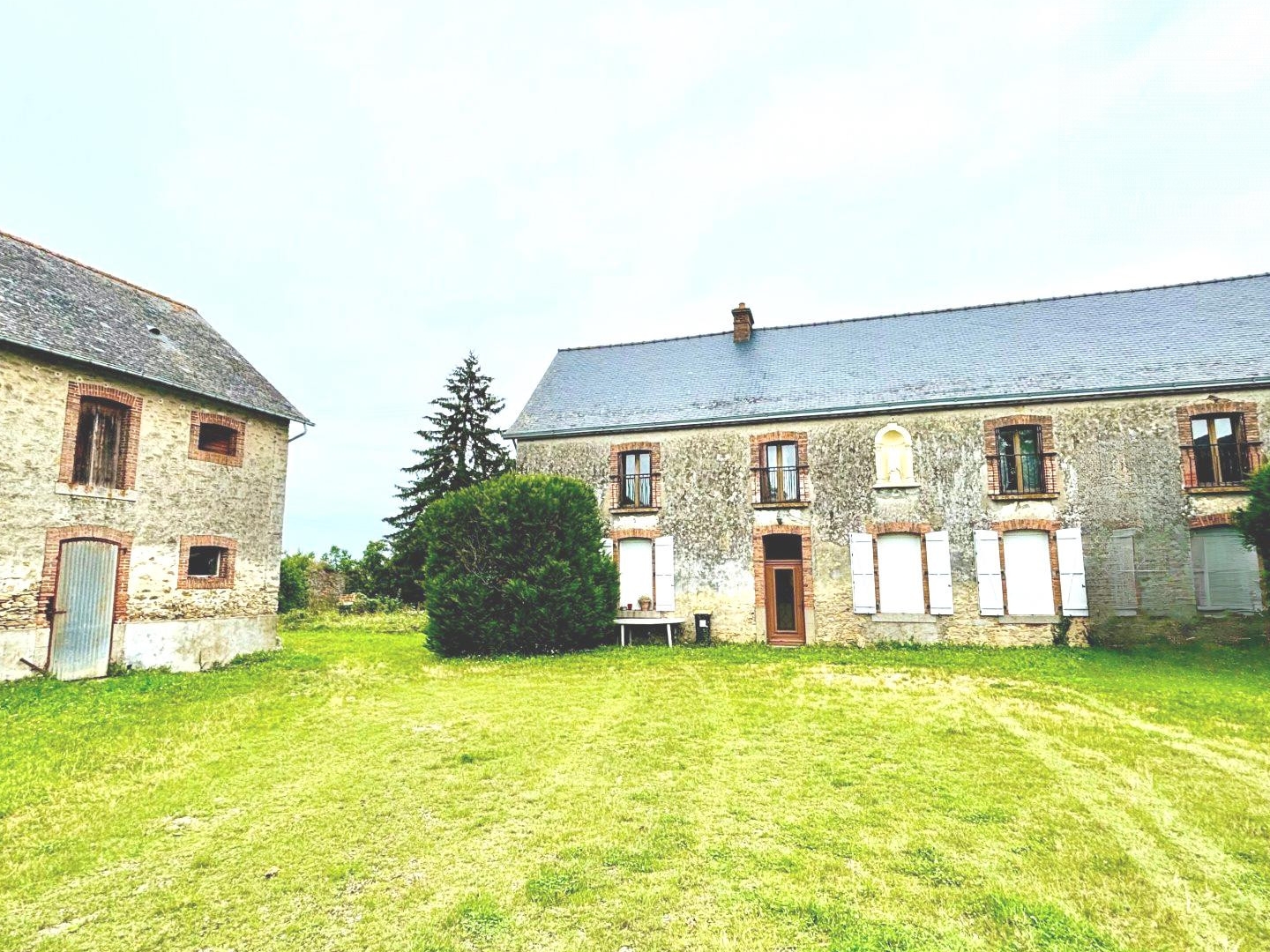 Maison à vendre - 7 pièces - 204m2 - Laval (53000)