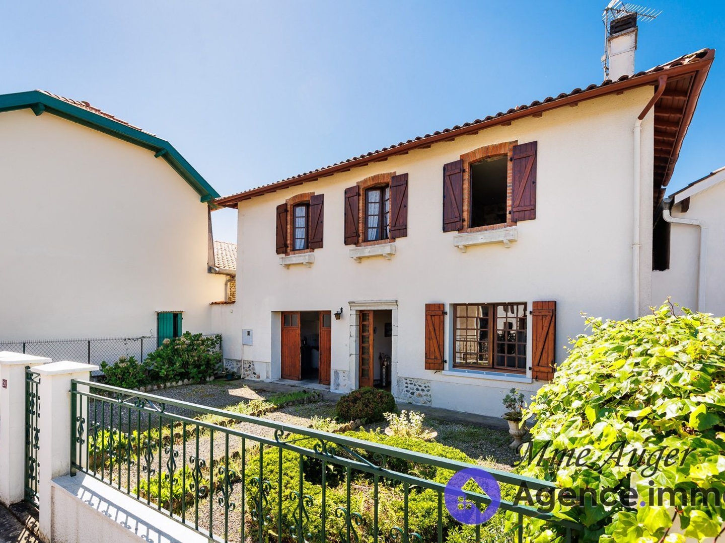 Maison à vendre - 7 pièces - 158m2 - Lahontan (64270)