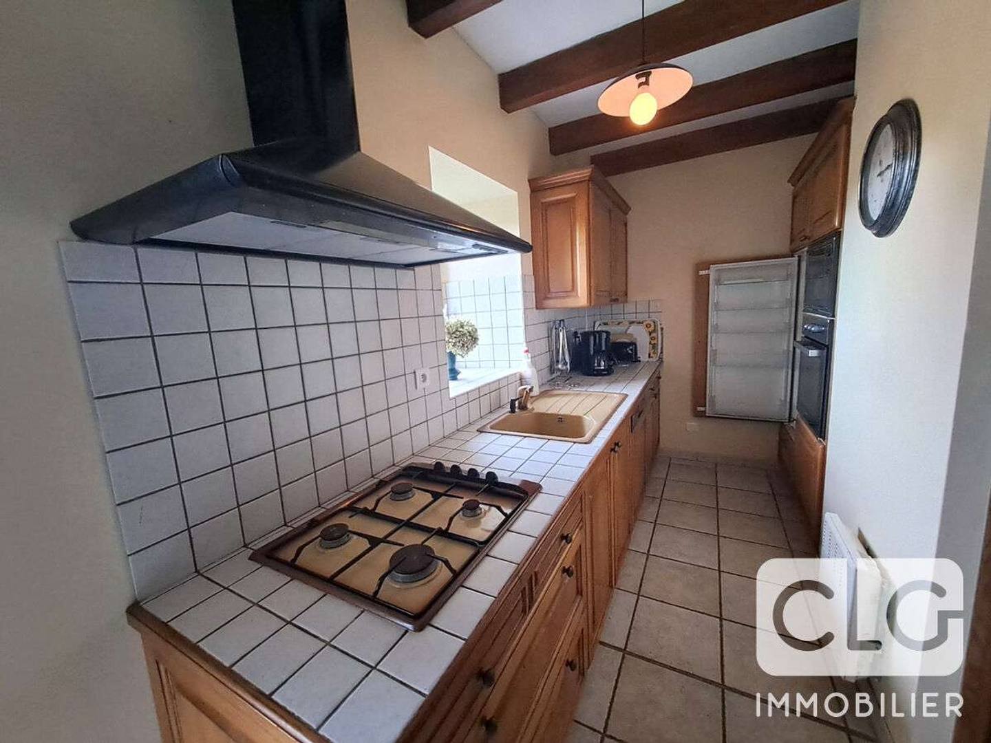Maison 12 pièces 211 m²