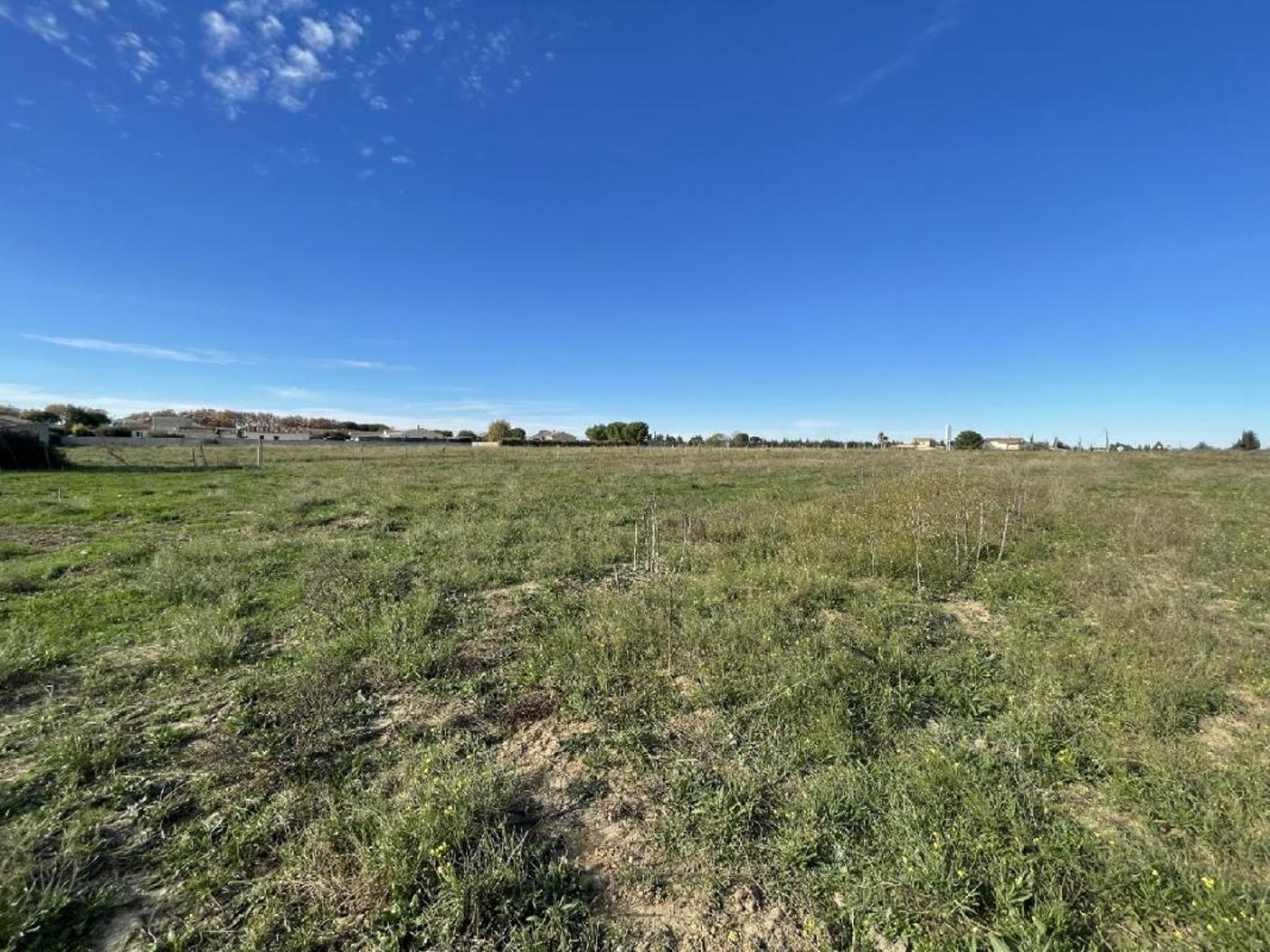 Terrain à vendre - 642m2 - Gallargues-Le-Mon... (30660)