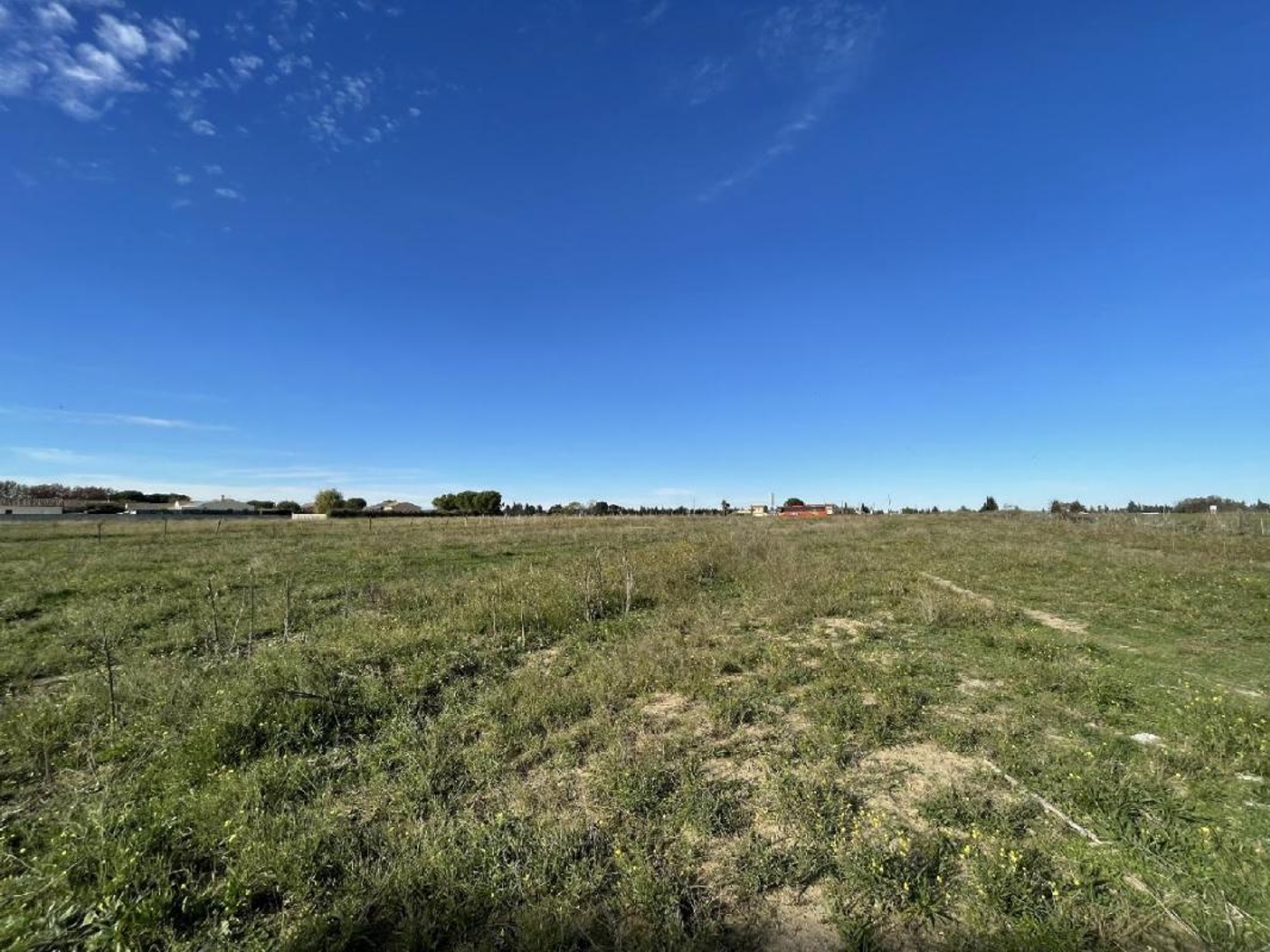 Terrain à vendre - 642m2 - Gallargues-Le-Mon... (30660)
