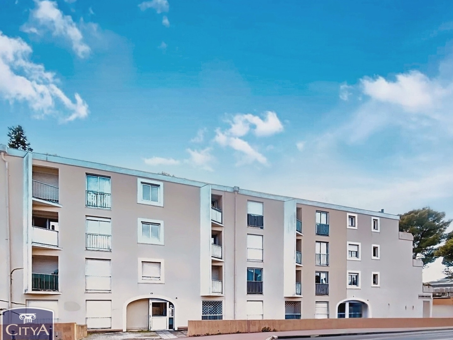 Parking / garage / box à vendre - 13m2 - Montpellier (34090)