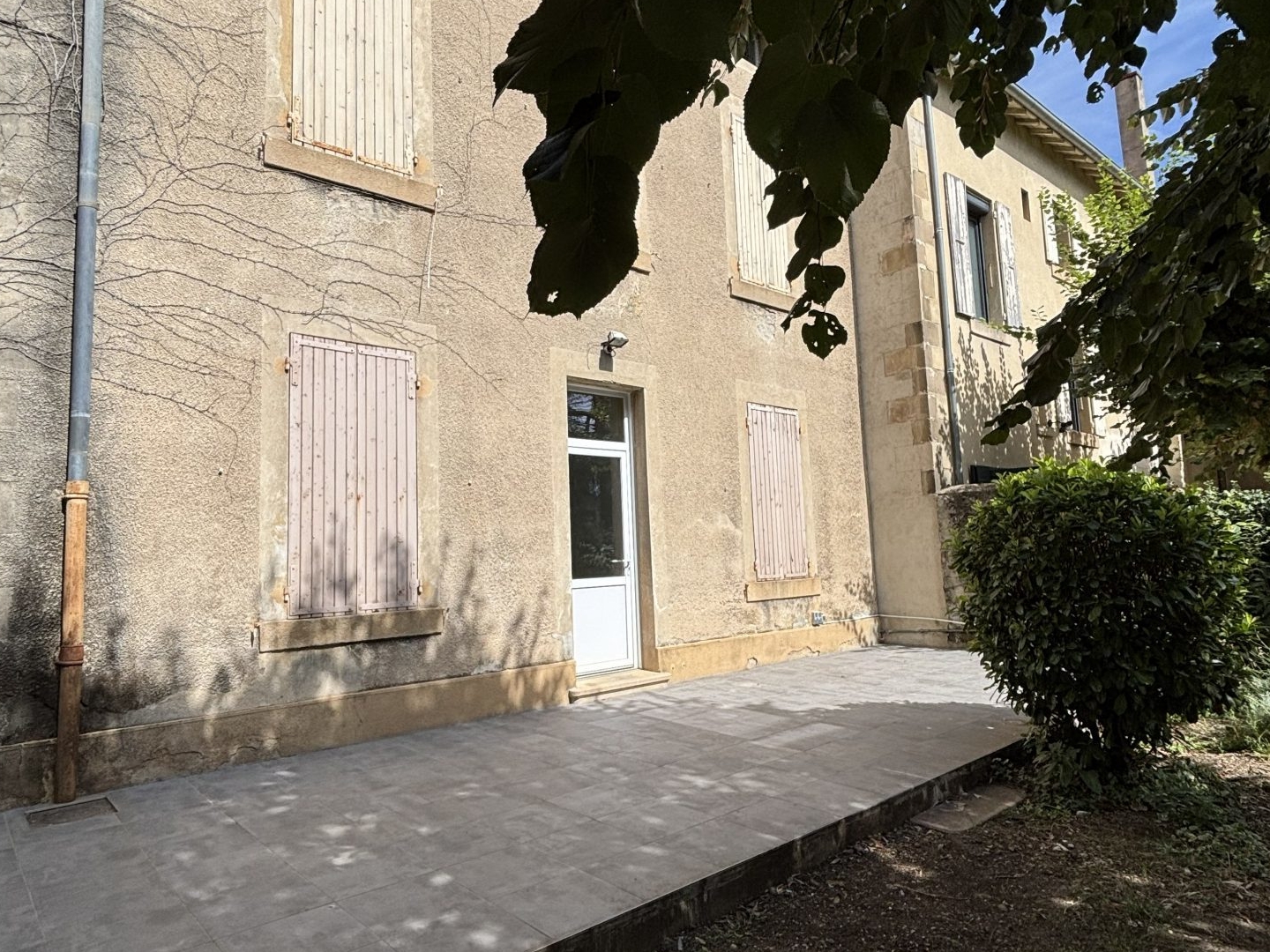 Maison à vendre - 8 pièces - 300m2 - Valence (26000)