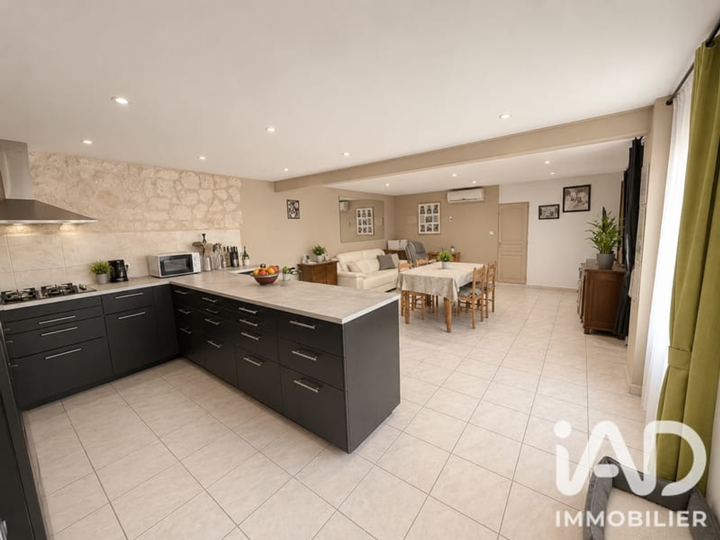 Maison à vendre - 6 pièces - 230m2 - Séguret (84110)