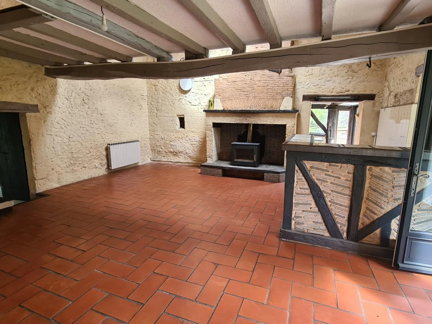Maison à vendre - 7 pièces - 176m2 - Beauronne (24400)
