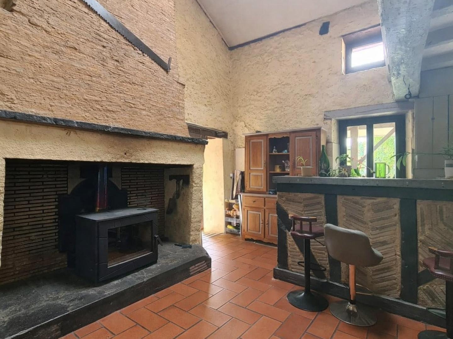 Maison à vendre - 7 pièces - 176m2 - Beauronne (24400)