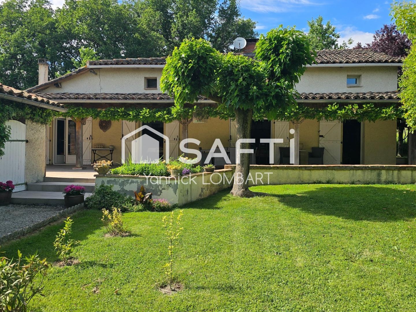 Maison à vendre - 7 pièces - 167m2 - La Sauzière-Saint... (81630)
