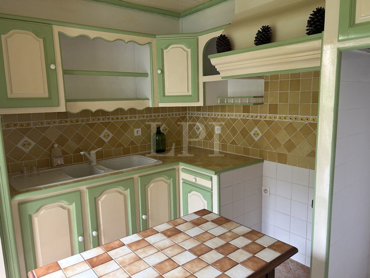 Maison à vendre - 4 pièces - 90m2 - Villars (84400)