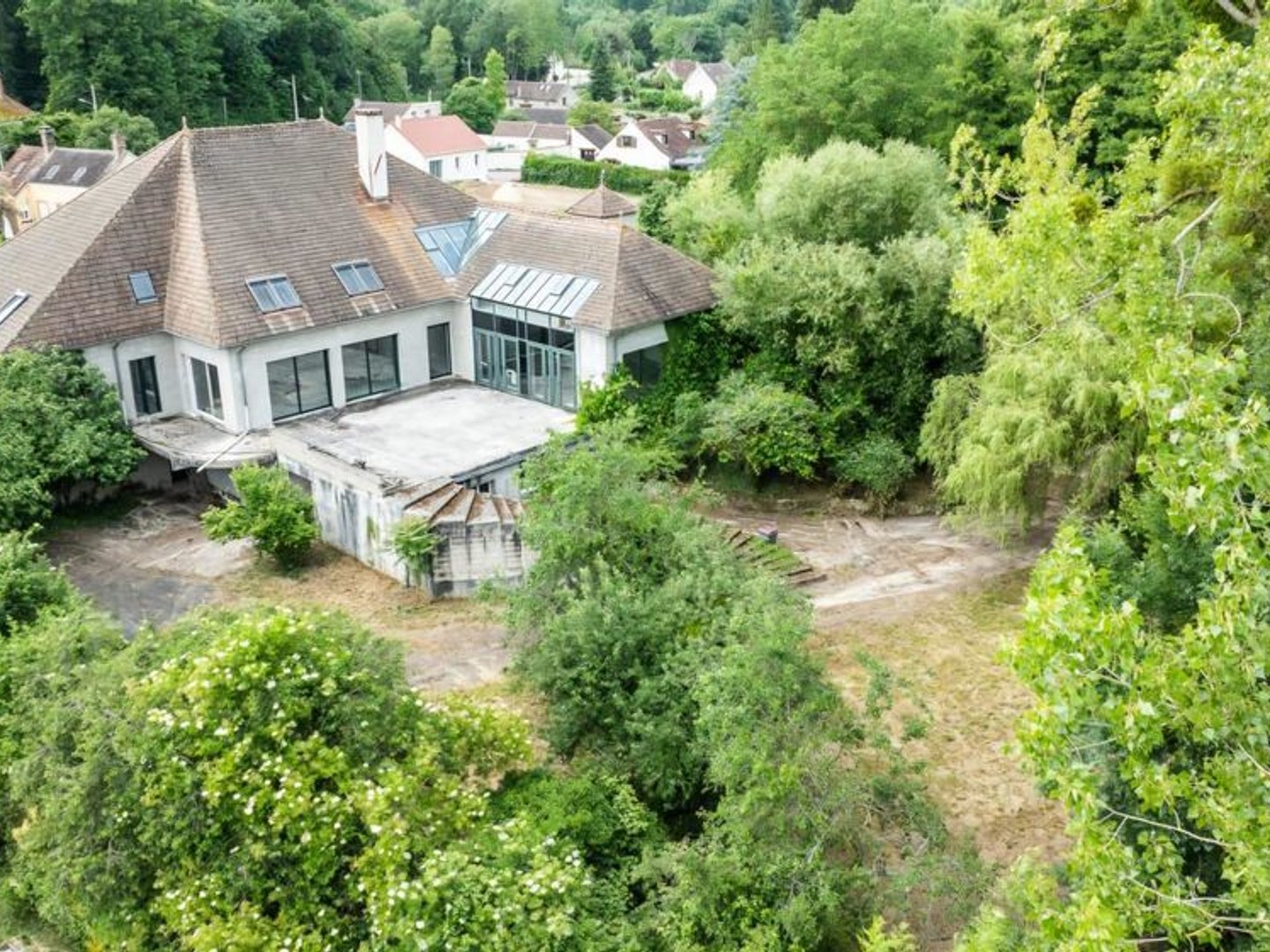 Immeuble 20 pièces