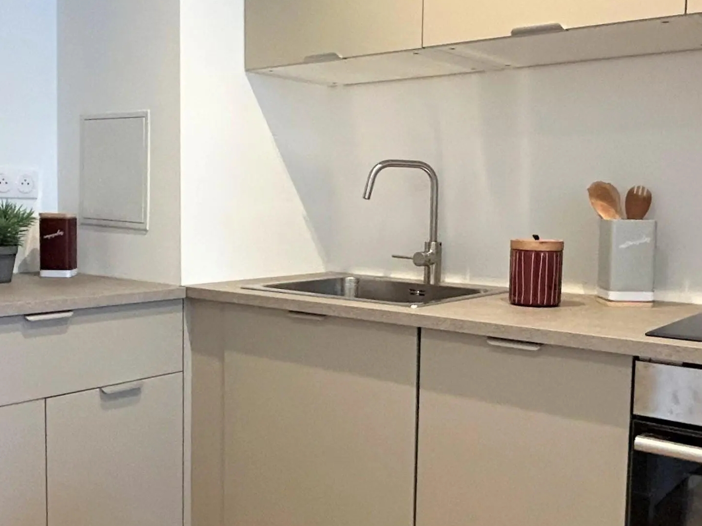 Parking / garage / box à vendre - 40m2 - Lille (59000)