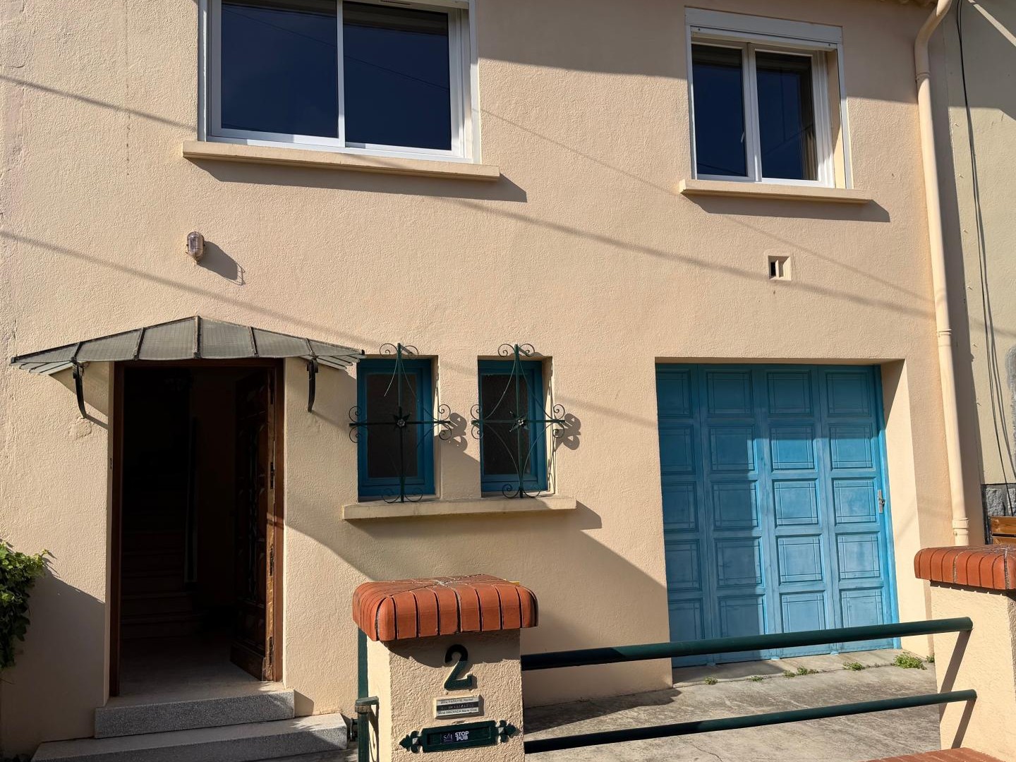 Maison avec garage et jardin au calme