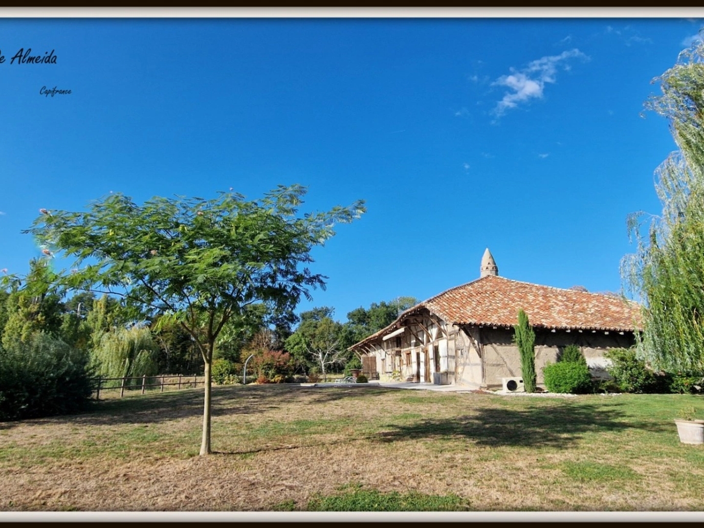 Maison à vendre - 8 pièces - 313m2 - Saint-Cyr-Sur-Men... (01380)