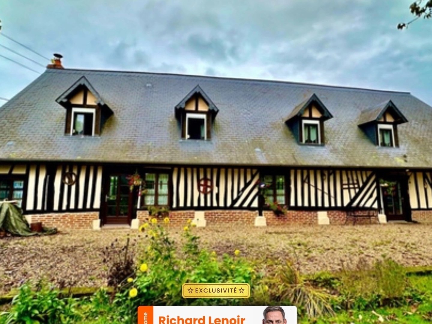 Charmante grange normande rénovée avec goût et son pigeonnier près de Pont-Audemer