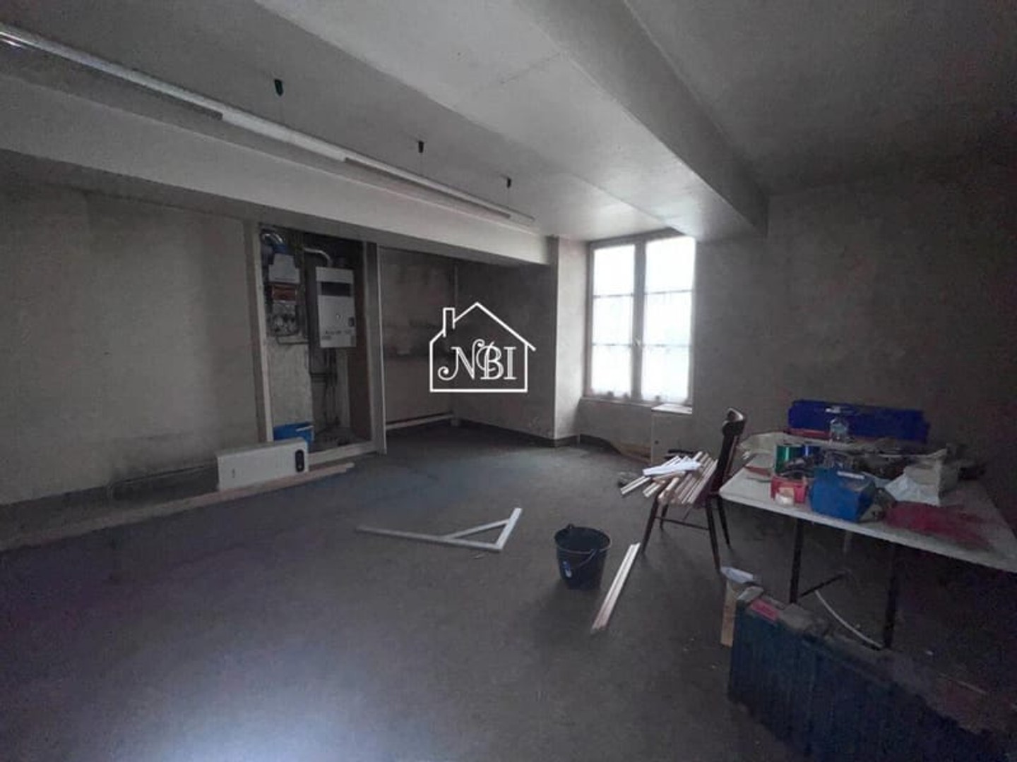 Locaux à vendre - 323m2 - Laval (53000)