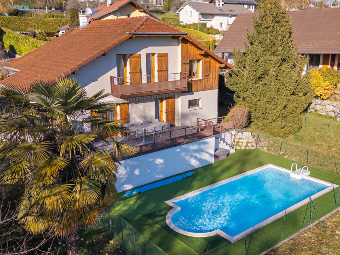 Maison 114 m2 4 ch Piscine Terrain 1247 m2 Vue monta