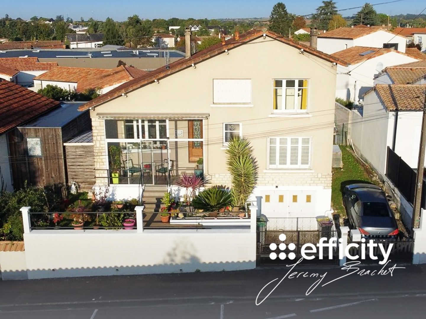 Maison à vendre - 6 pièces - 106m2 - Niort (79000)