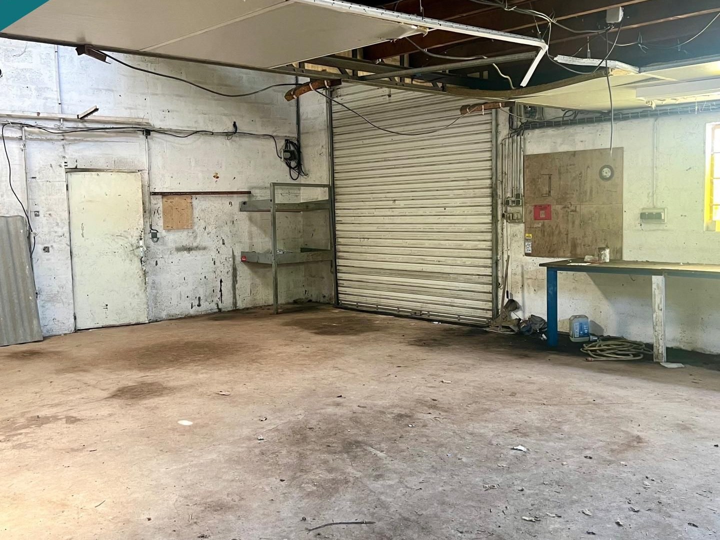 Bureaux à vendre - 6 pièces - 190m2 - Saint-Jean-D'angély (17400)
