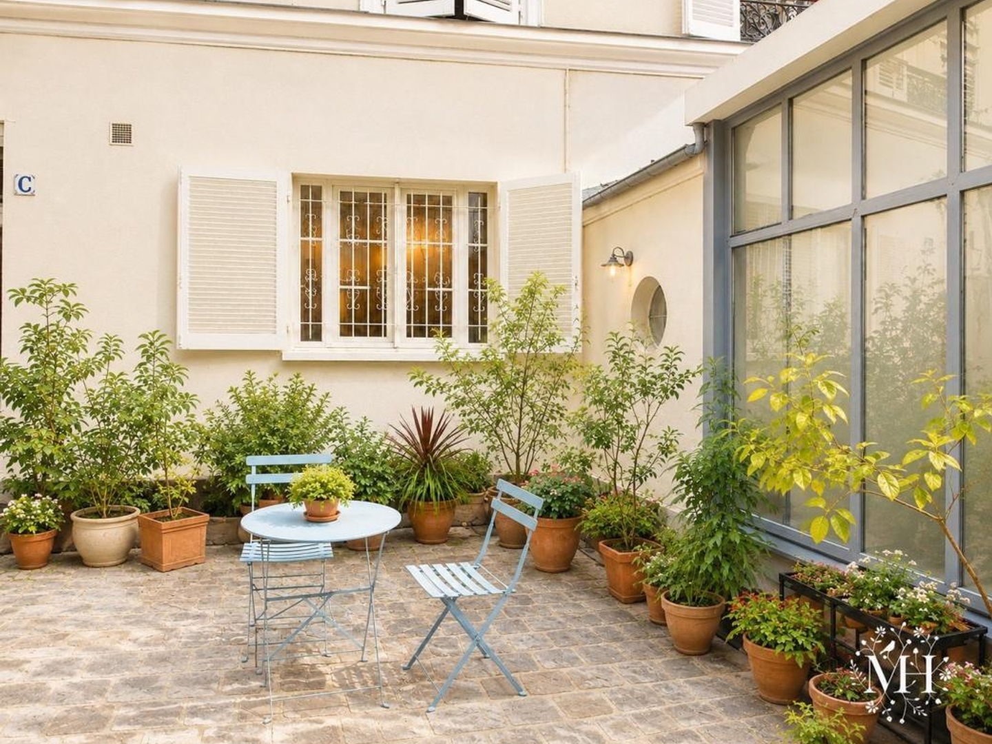 Appartement à vendre - 2 pièces - 33m2 - Paris 18e (75018)