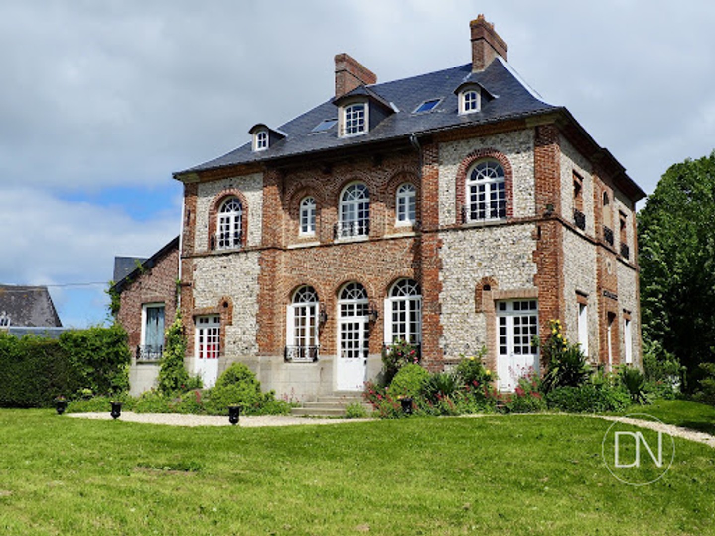 Propriété 14 pièces 300 m²