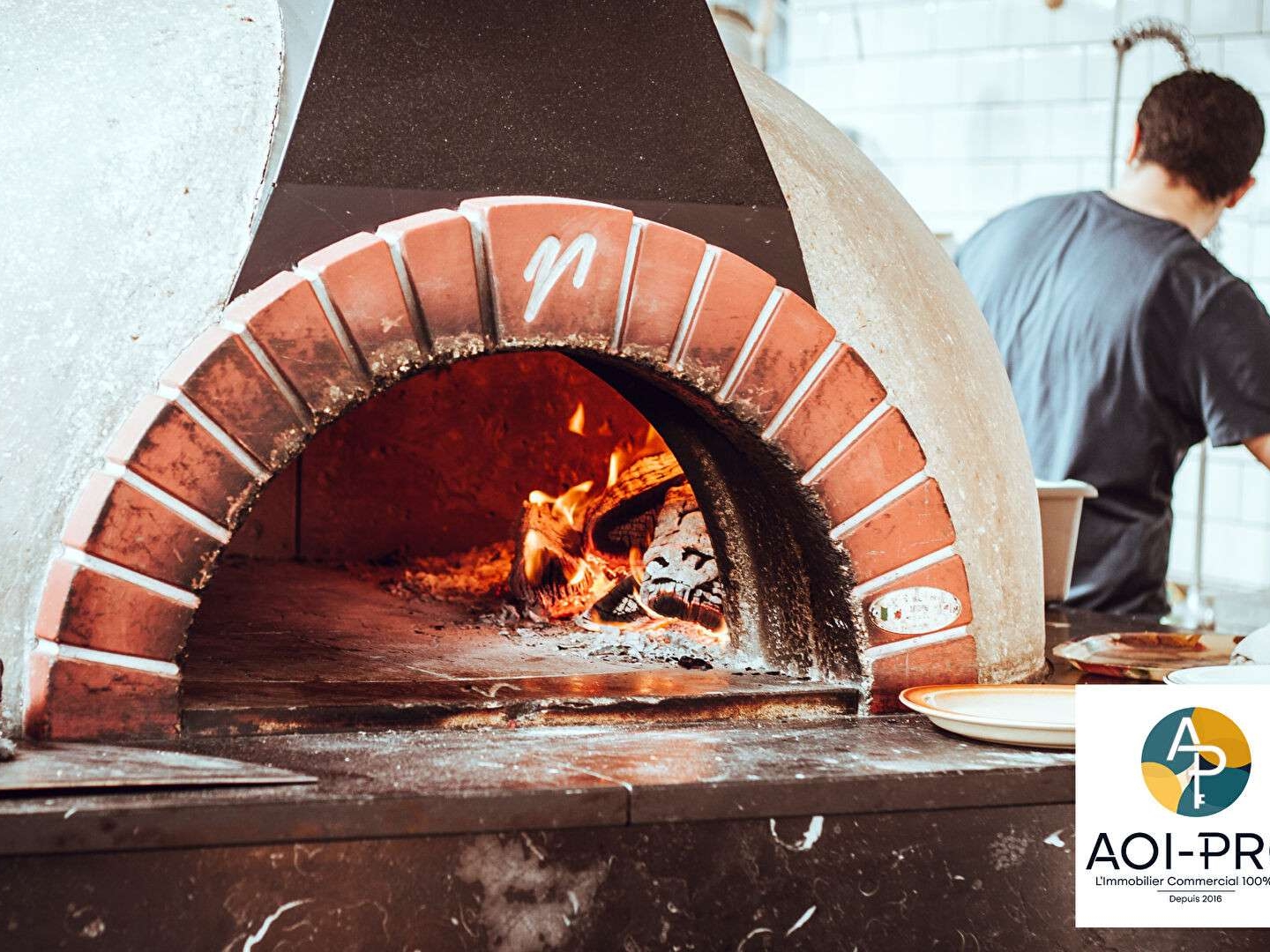 A VENDRE FONDS DE COMMERCE PIZZERIA CLE EN MAIN