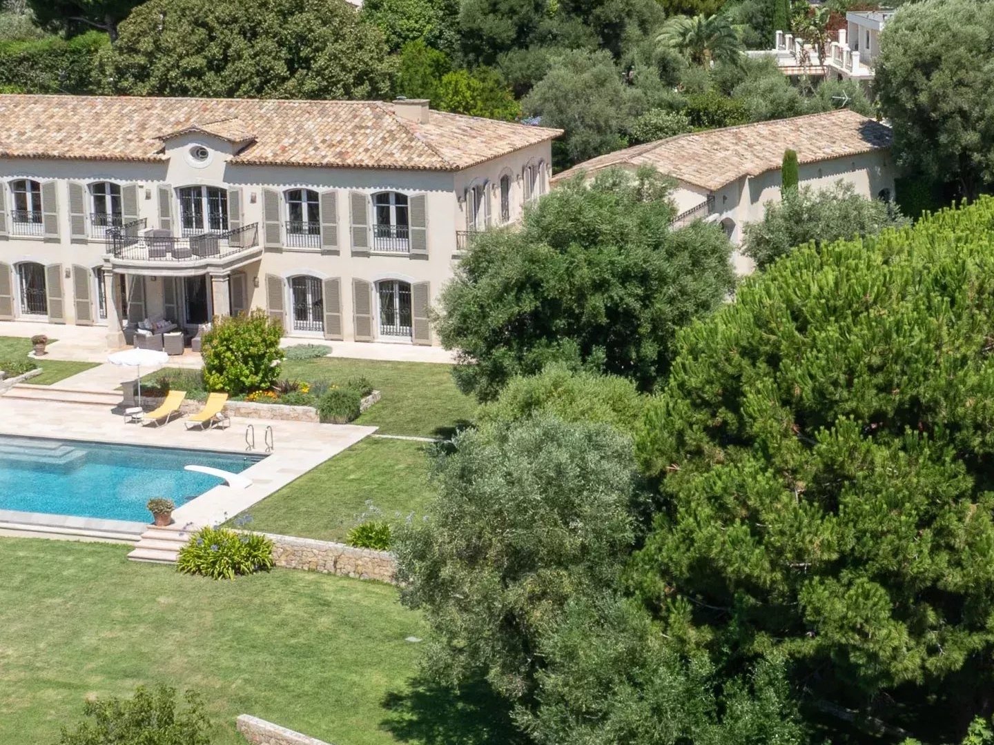 Maison à vendre - 10 pièces - 589m2 - Antibes (06160)