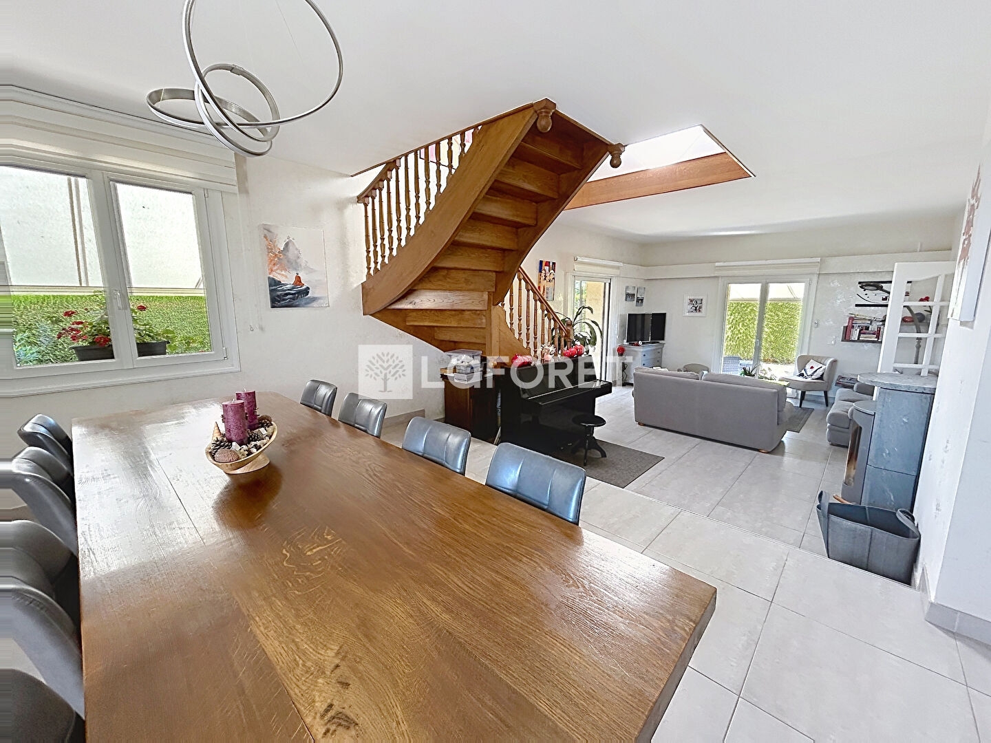 Maison à vendre - 7 pièces - 241m2 - Vaivre-Et-Montoille (70000)