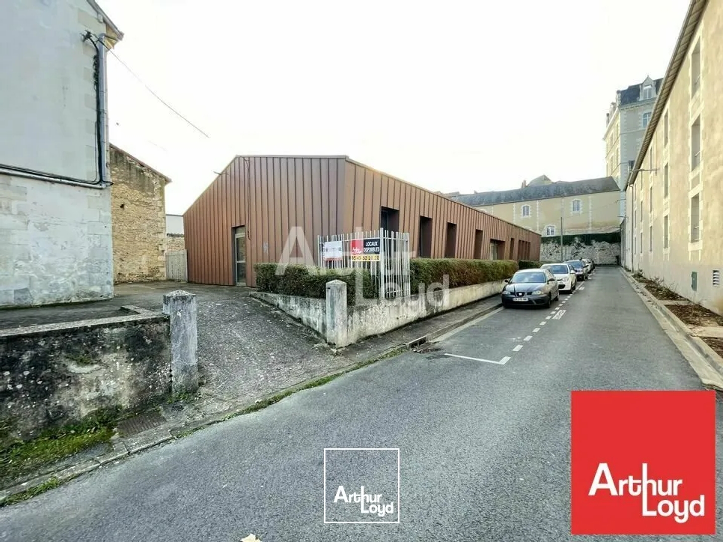 Bureaux à vendre - 330m2 - Poitiers (86000)