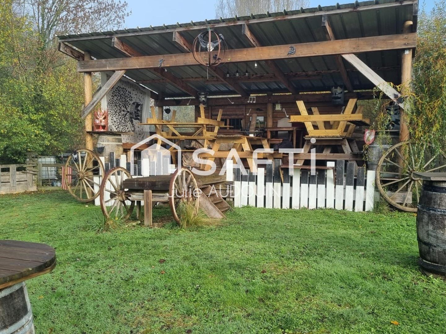 Terrain de loisirs, ferme pédagogique