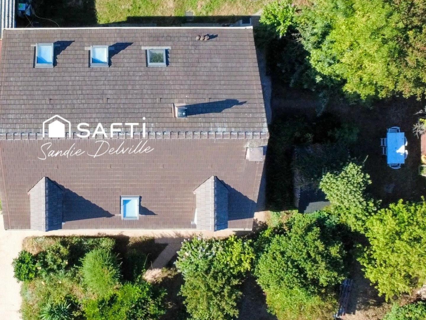 Maison à vendre - 6 pièces - 140m2 - Ferrières-En-Brie (77164)