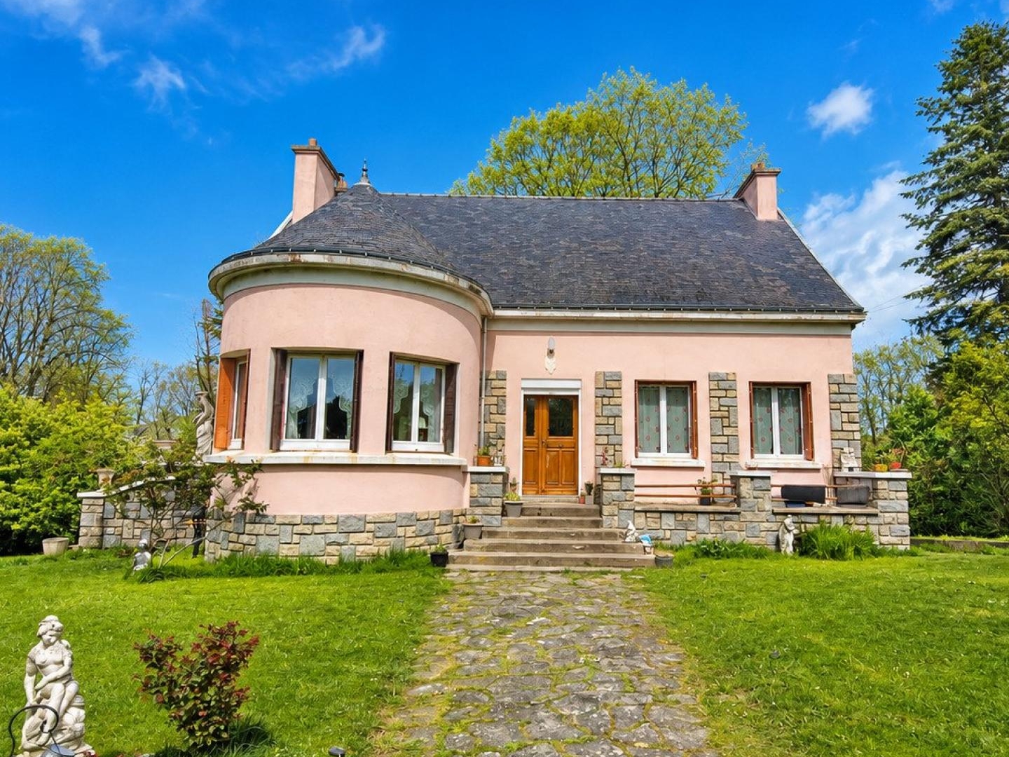 Maison à vendre - 6 pièces - 145m2 - Locminé (56500)